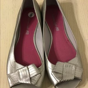 Women Flats